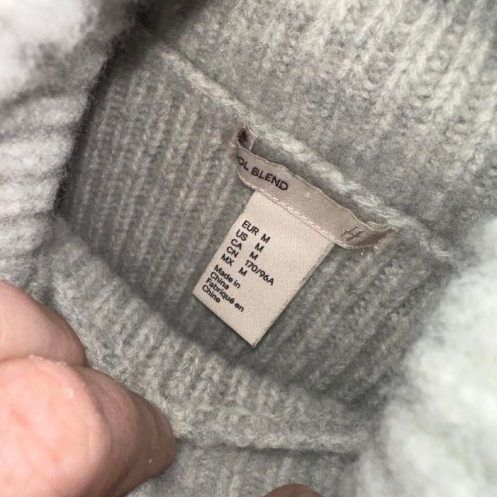 H-m Women's Grey Jumper - Picture 2 of 6